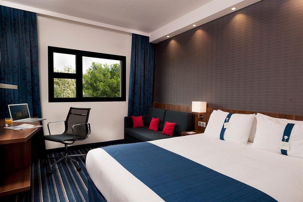 Holiday Inn - Marseille Airport By Ihg Vitrolles  Ruang foto