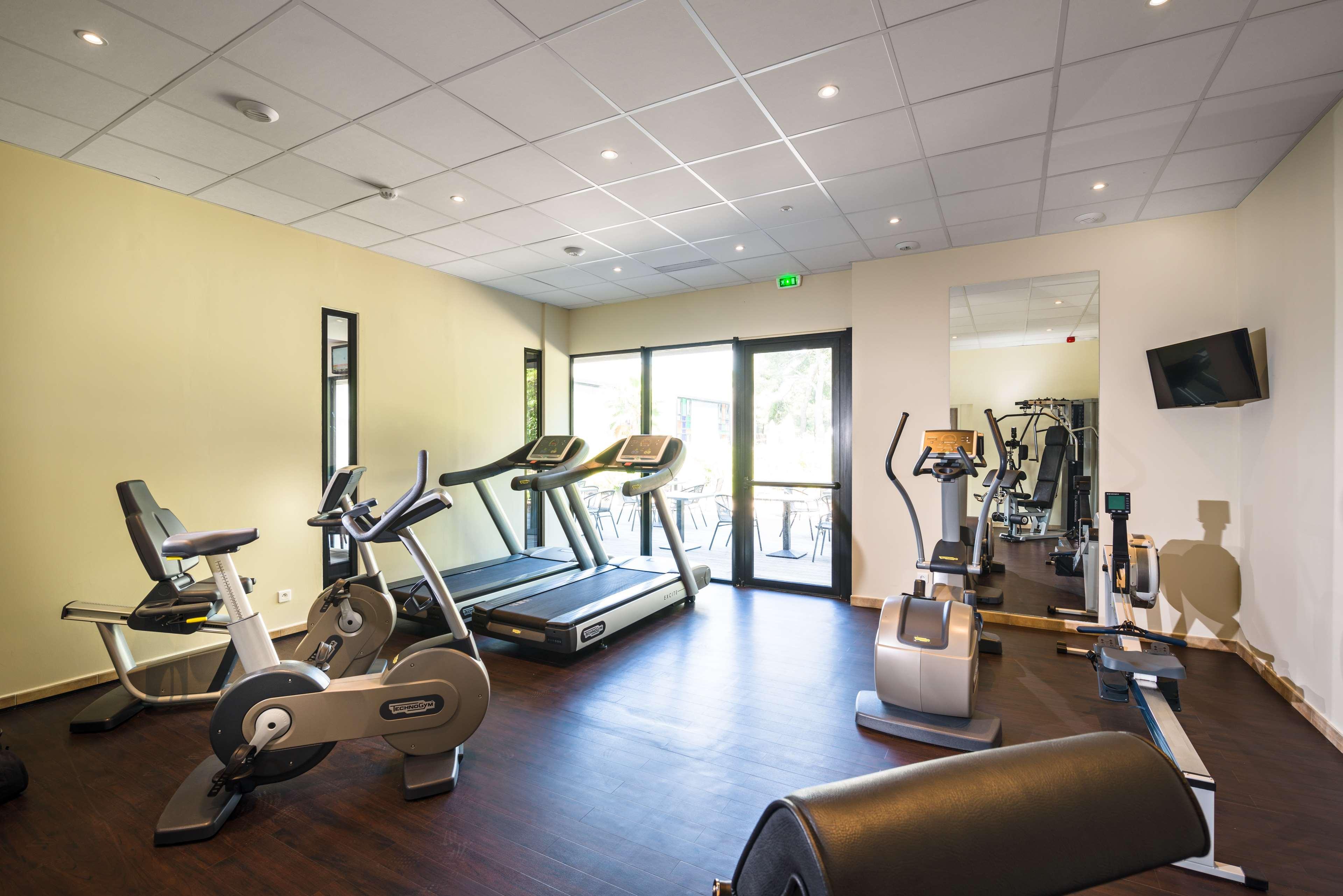 Holiday Inn - Marseille Airport By Ihg Vitrolles  Bagian luar foto