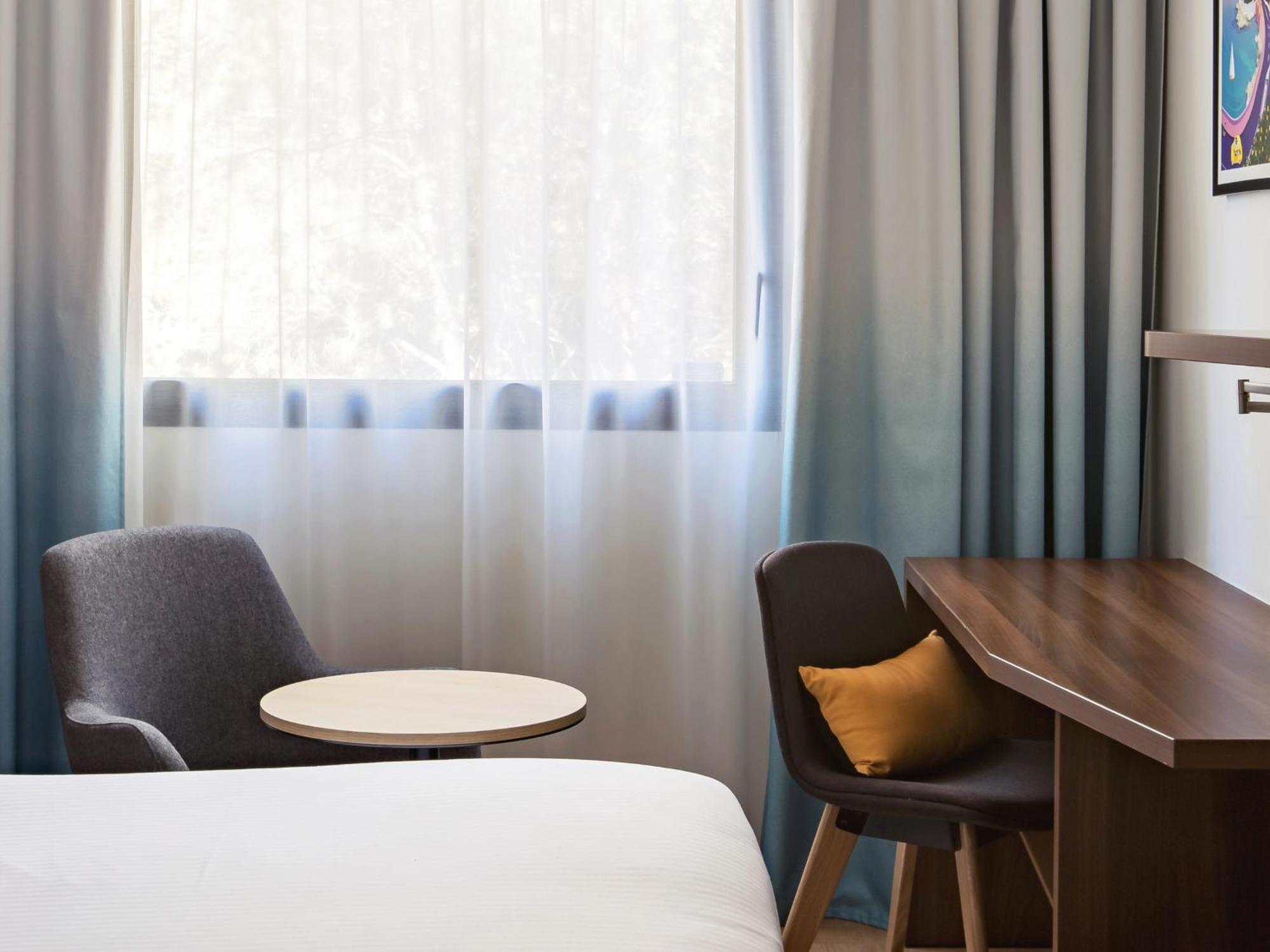Holiday Inn - Marseille Airport By Ihg Vitrolles  Bagian luar foto